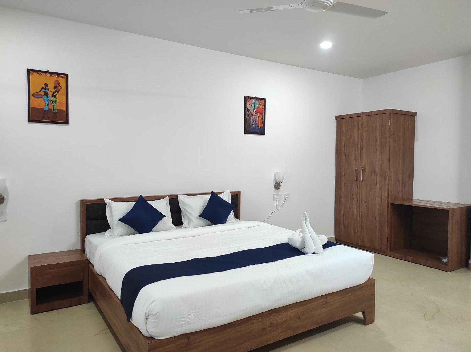 Hotel A G Palace Duliagaon Экстерьер фото